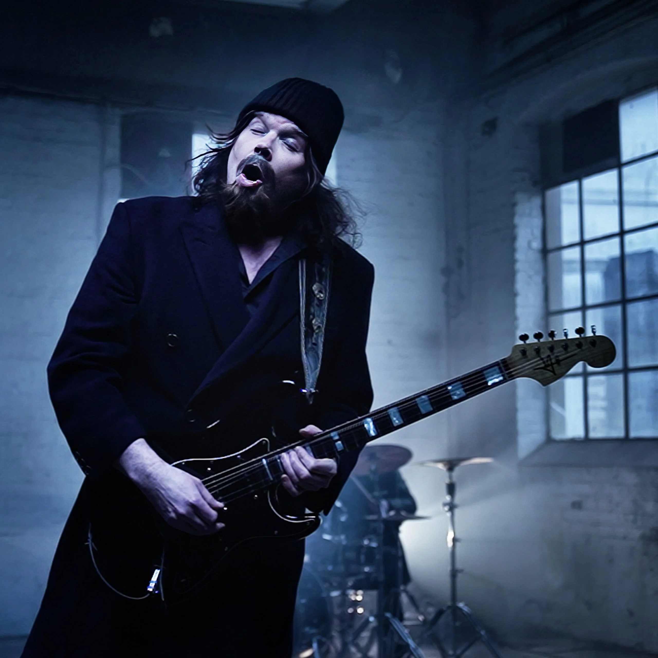 Promo photo – Calling Promo photo - Calling