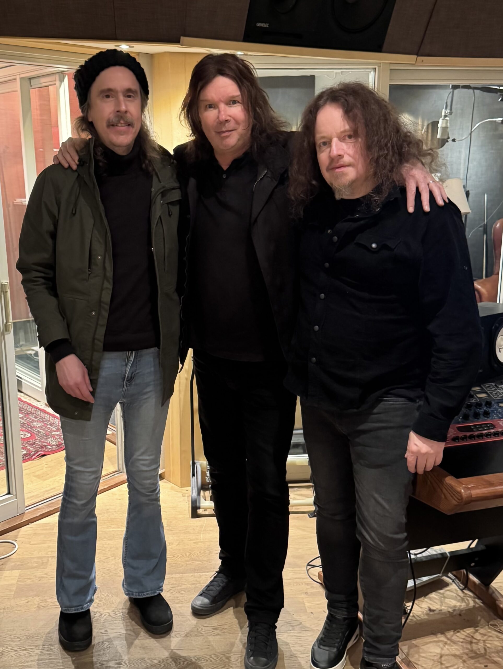 Guitar friends in the studio